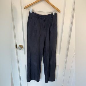 Aritzia Effortless Pant